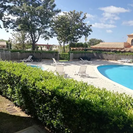 V2 U Olhos de Agua (Albufeira)