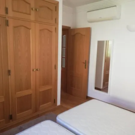 V2 U Olhos de Agua (Albufeira)