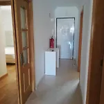 V2 U بيت للعطل
